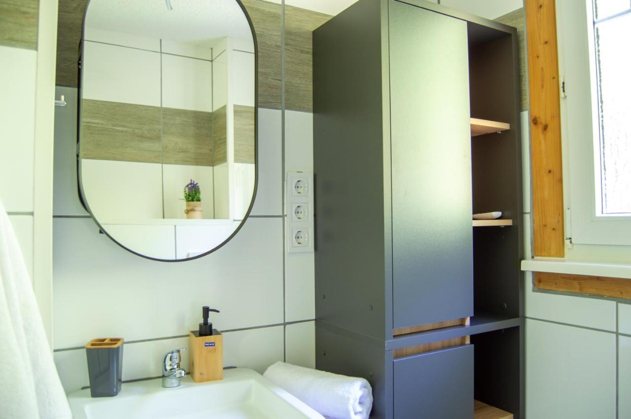 Wellness Mitten In Der Wasserfallstadt Triberg Triberg im Schwarzwald Екстериор снимка