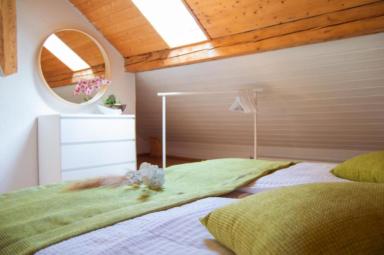 Wellness Mitten In Der Wasserfallstadt Triberg Triberg im Schwarzwald Екстериор снимка