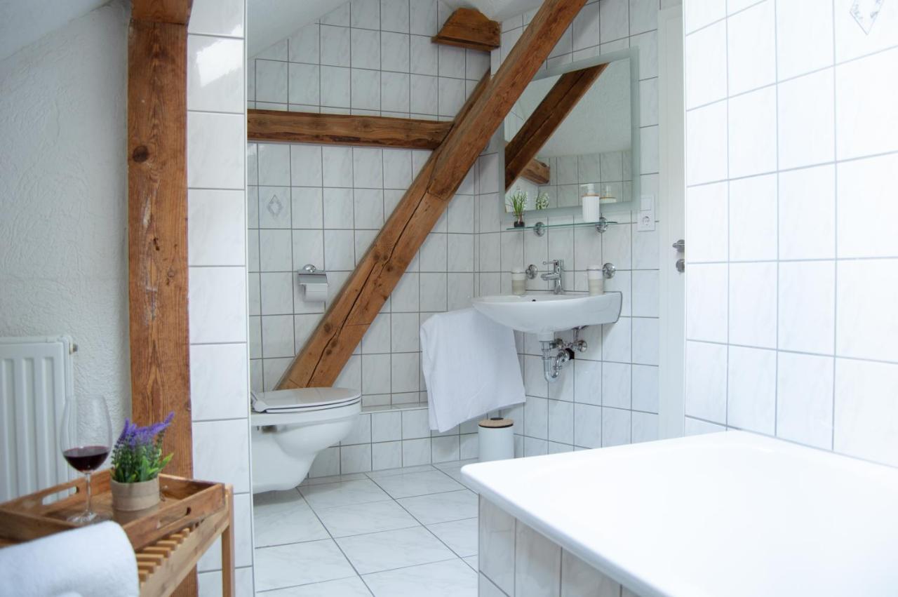 Wellness Mitten In Der Wasserfallstadt Triberg Triberg im Schwarzwald Екстериор снимка